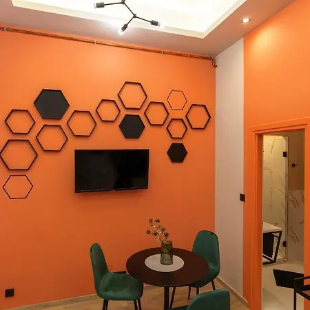 E13 Extravagant Studio * Budapest